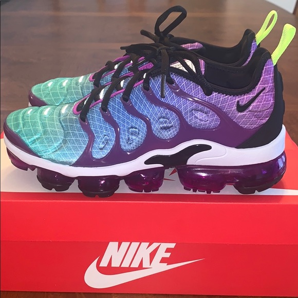Nike Shoes - Nike Air VaporMax Plus Women’s size 7.5